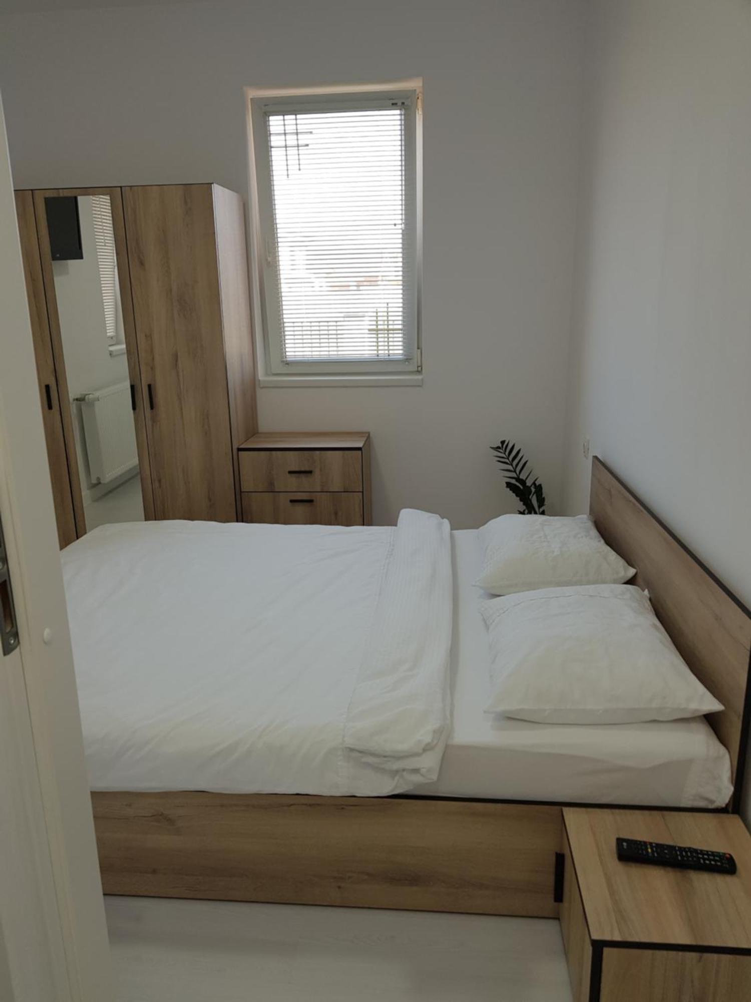 Villa Casuta Cu Tei Oradea Zimmer foto