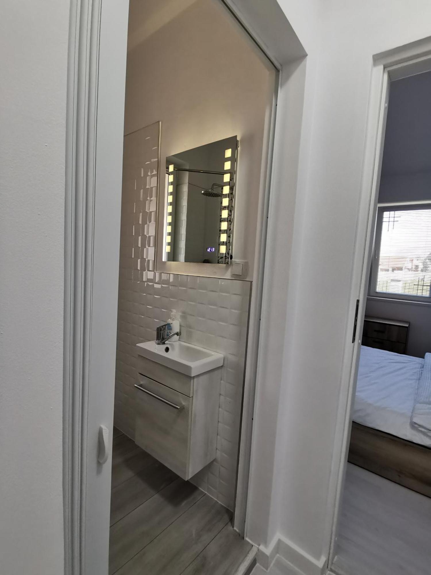 Villa Casuta Cu Tei Oradea Zimmer foto
